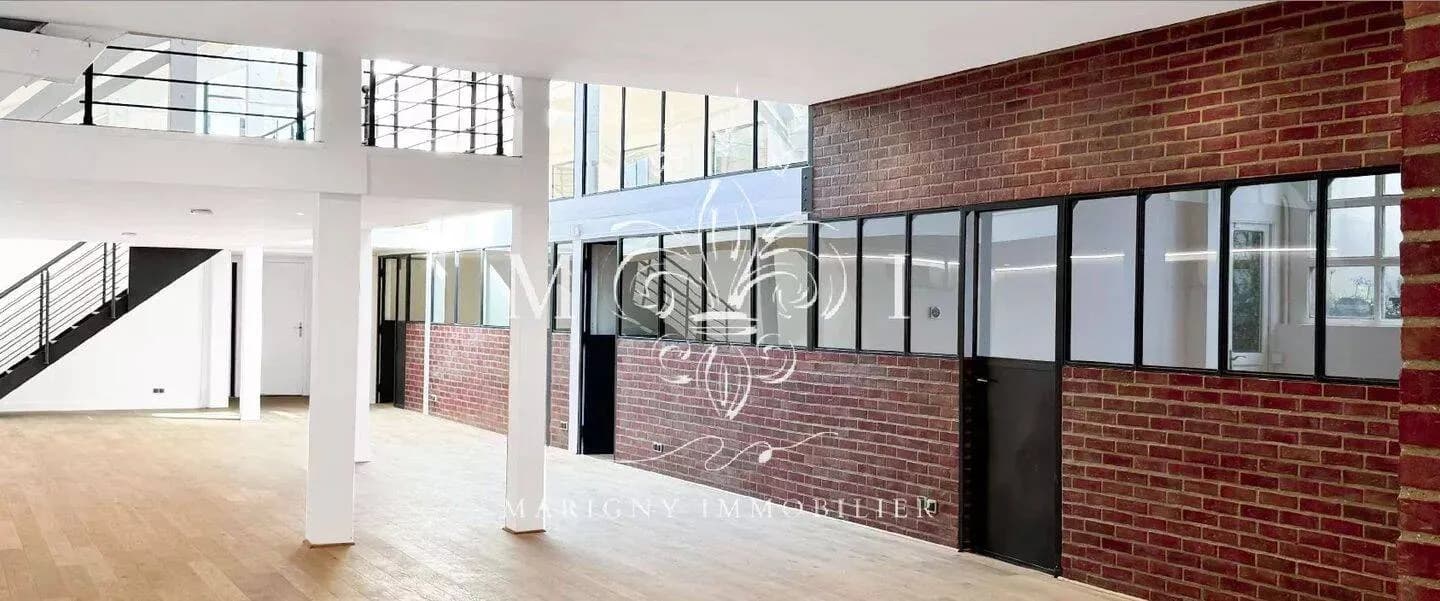 Immeuble 360 m² - Photo 1