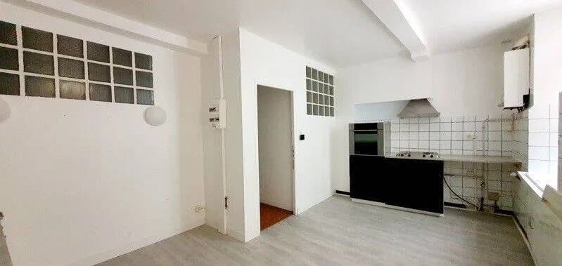 Immeuble 180 m² - Photo 1