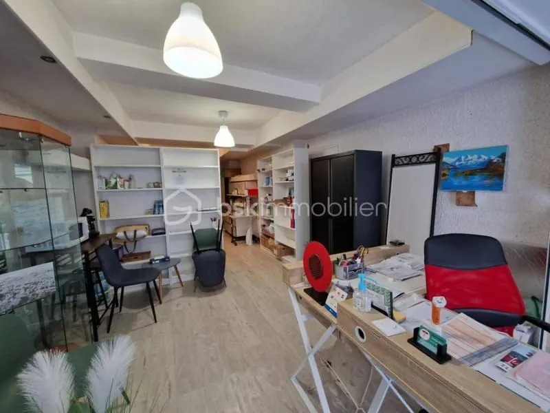 Immeuble 120 m² - Photo 1