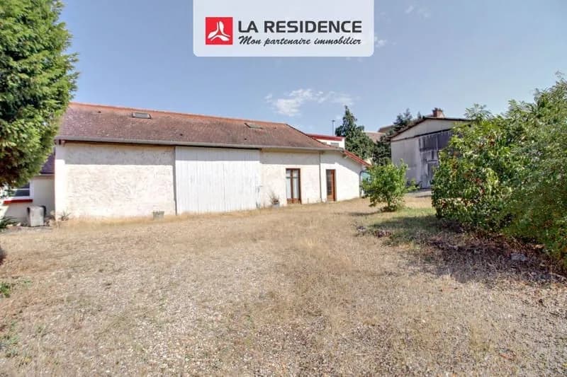 Immeuble 90 m² - Photo 1