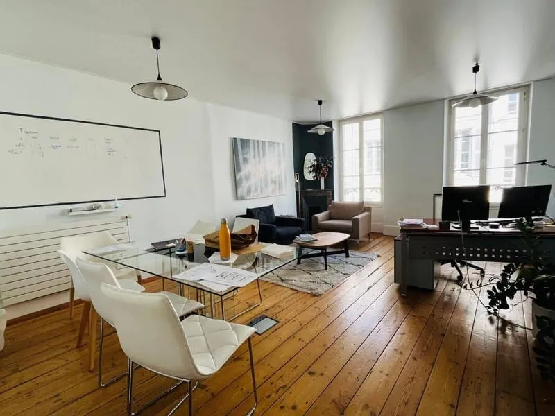 Immeuble 131 m² - Photo 1