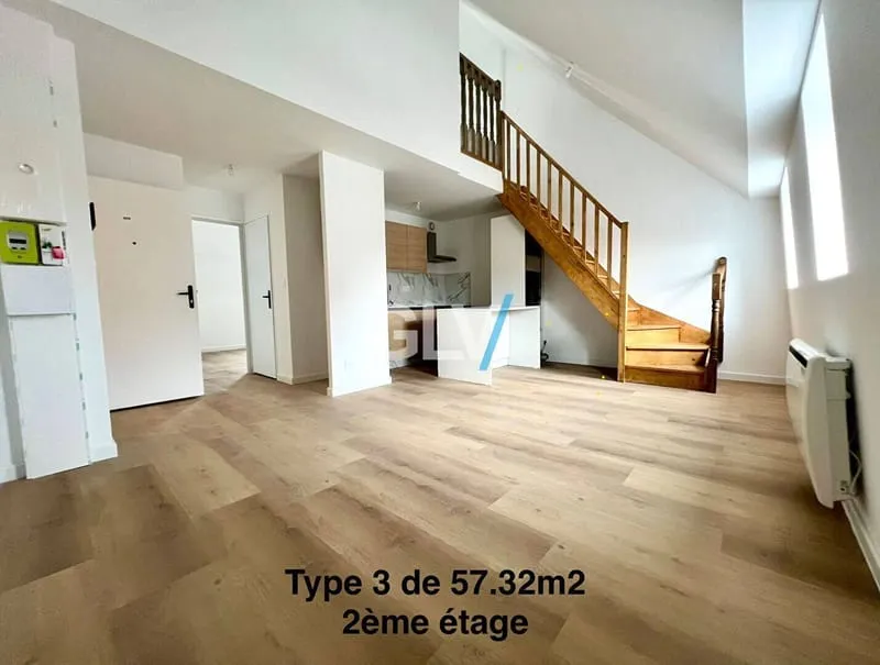 Immeuble 337 m² - Photo 1