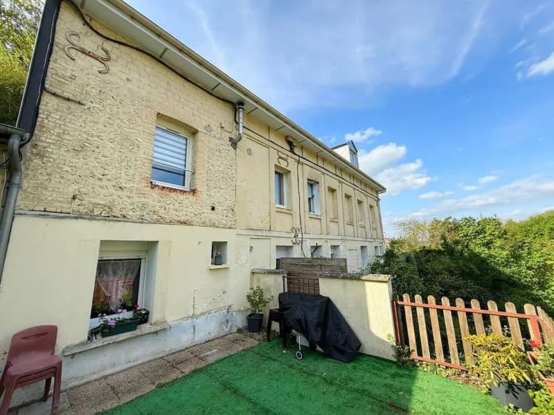Immeuble de rapport 200 m² - Photo 1