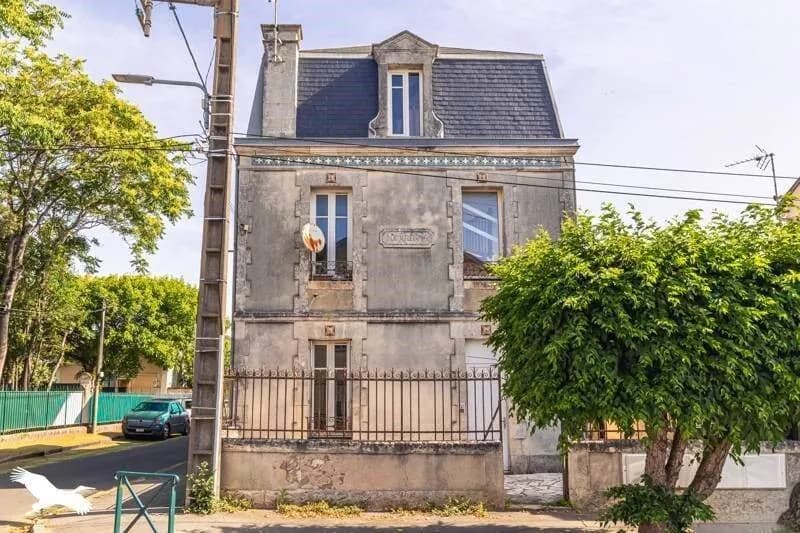 Immeuble 150 m² - Photo 1