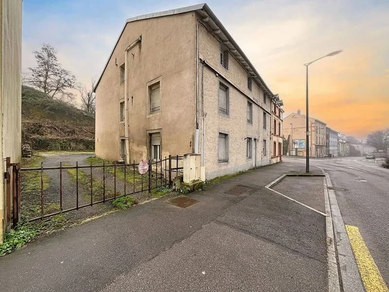 Immeuble 196 m² - Photo 1