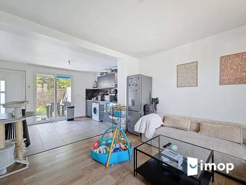 Immeuble de rapport 6 pièces 140 m² - Photo 1