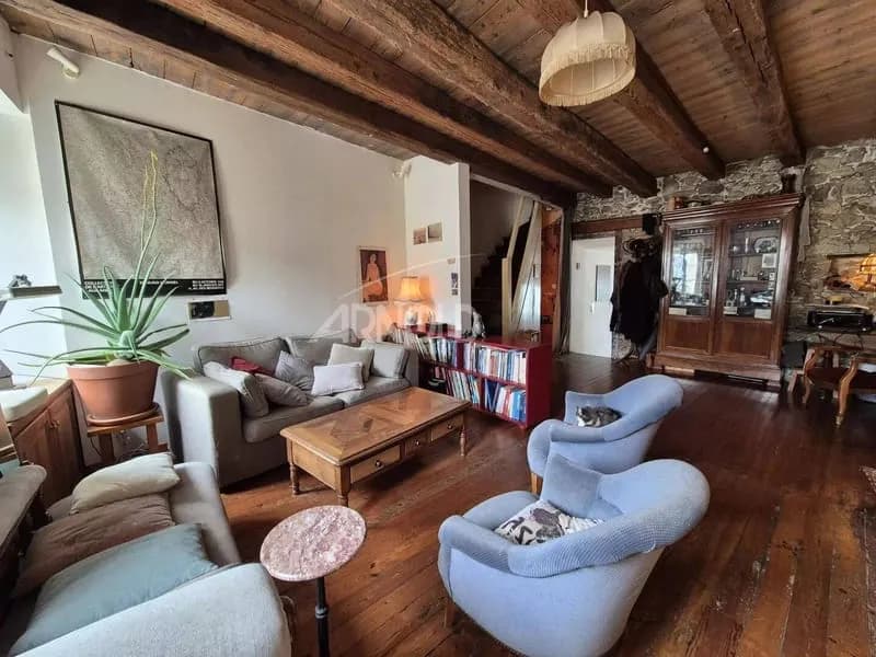 Immeuble 172 m² - Photo 1