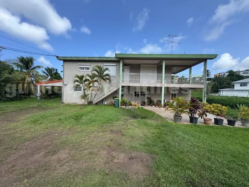 Immeuble 245 m² - Photo 1