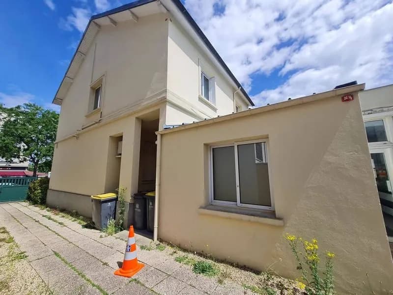 Immeuble 372 m² - Photo 1