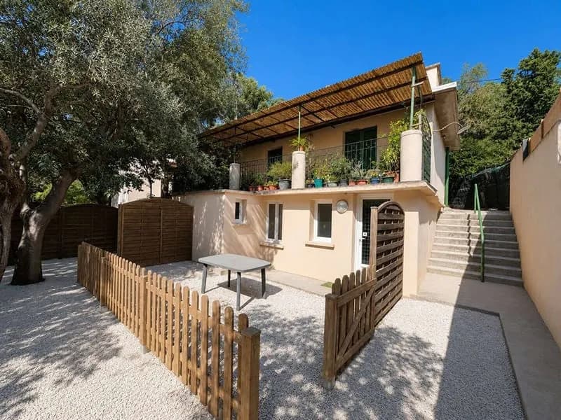 Immeuble de rapport 216 m² - Photo 1