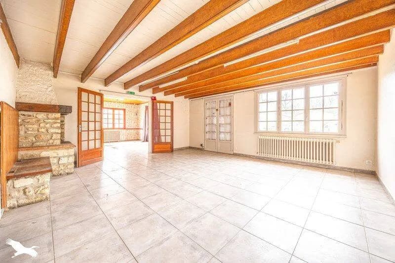 Immeuble 220 m² - Photo 1