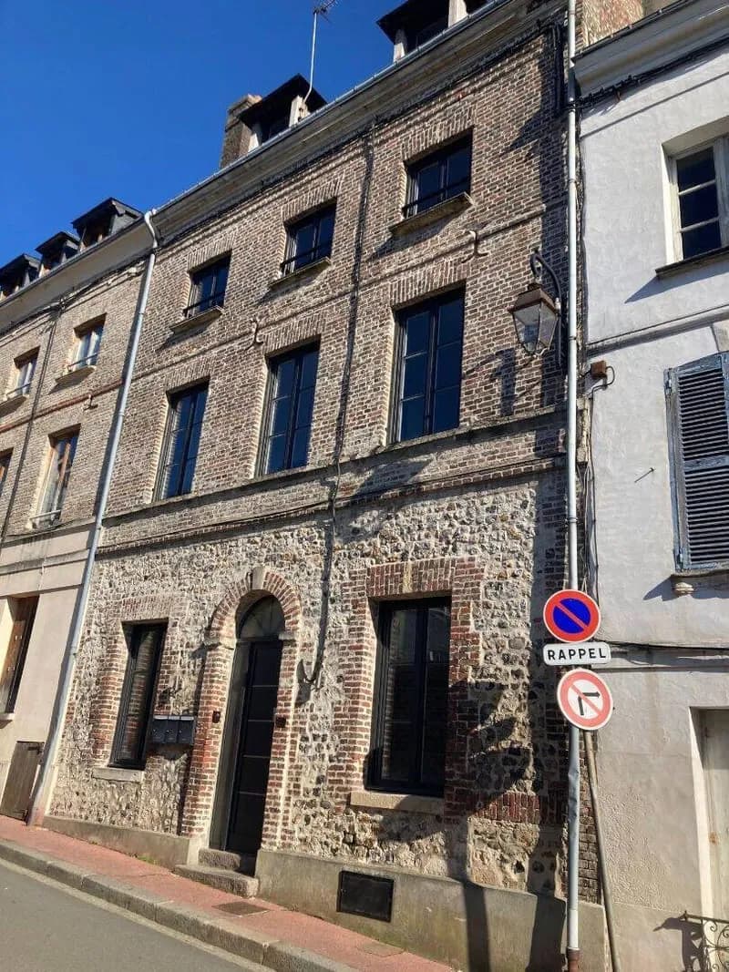 Immeuble 69 m² - Photo 1