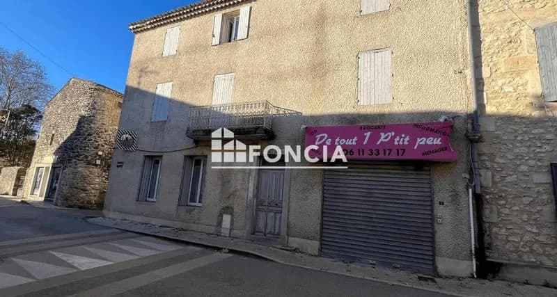 Immeuble de rapport 10 pièces 240 m² - Photo 1