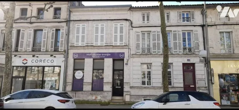 Immeuble 85 m² - Photo 1