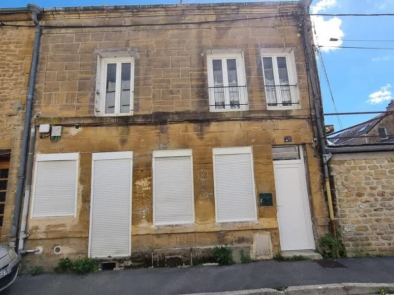 Immeuble 215 m² - Photo 1