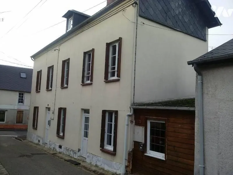 Immeuble 102 m² - Photo 1