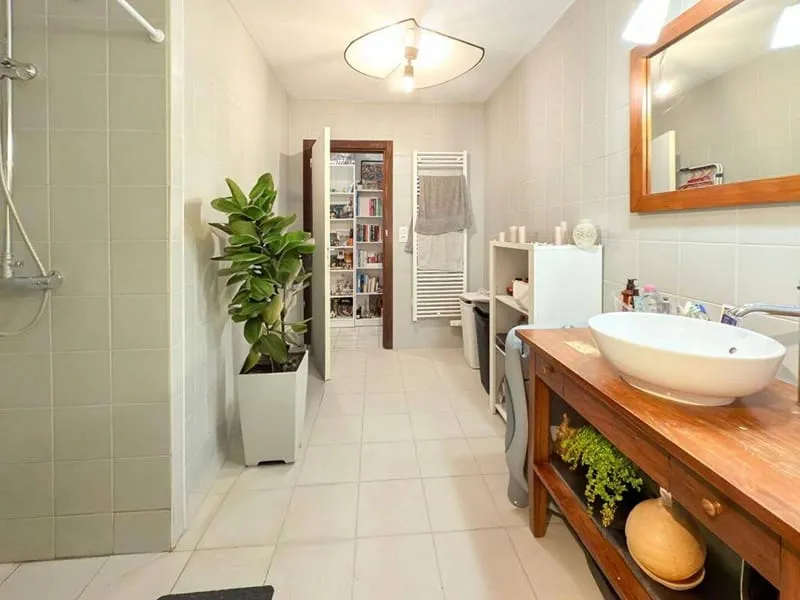 Immeuble 1400 m² - Photo 1