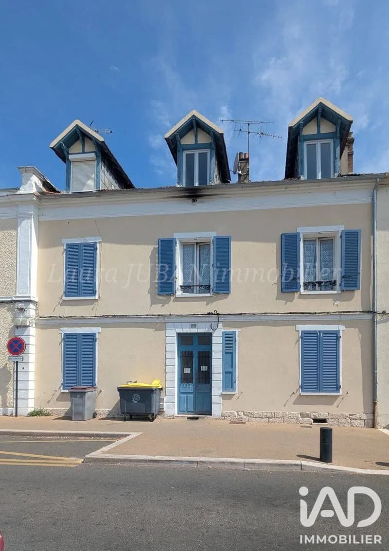 Immeuble 256 m² - Photo 1