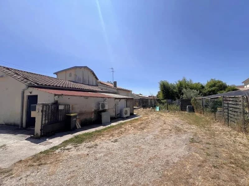 Immeuble de rapport 4 pièces 222 m² - Photo 1