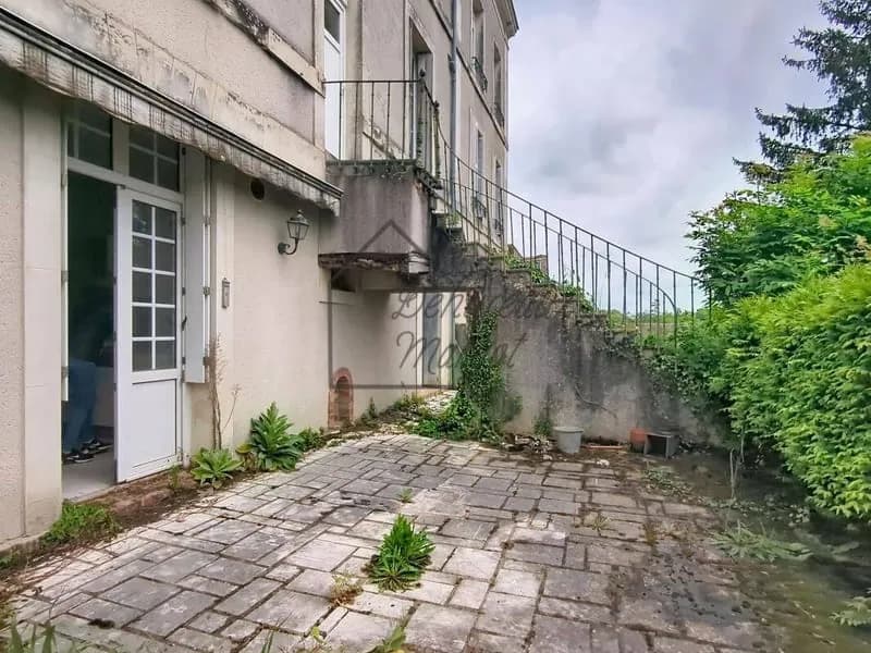 Immeuble 247 m² - Photo 1