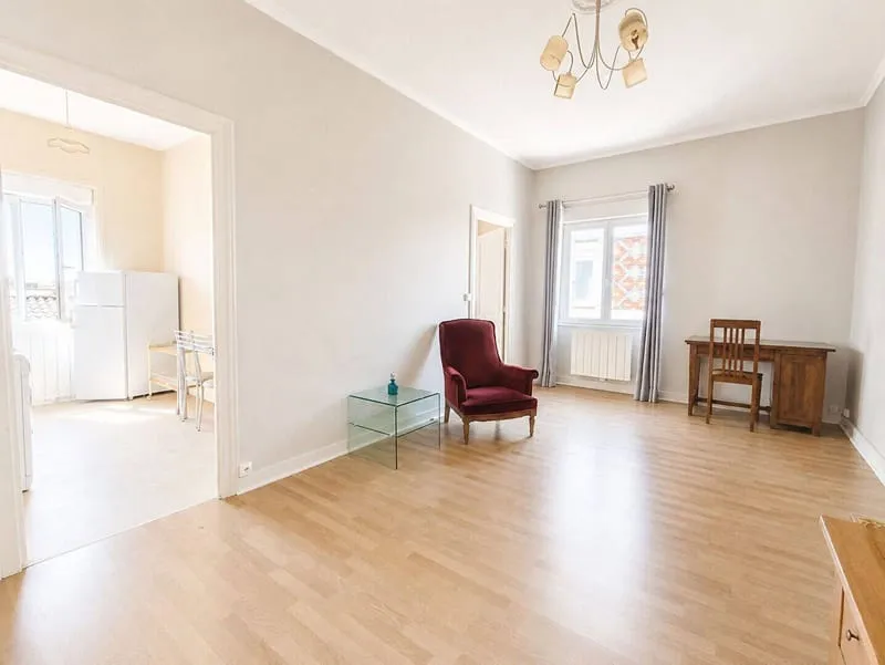 Immeuble 170 m² - Photo 1