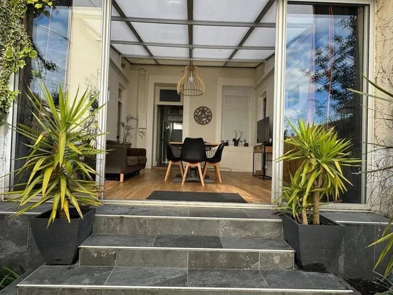 Immeuble 198 m² - Photo 1