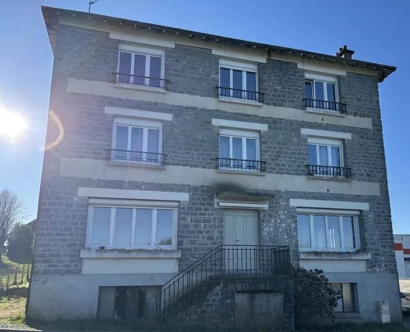 Immeuble 307 m² - Photo 1