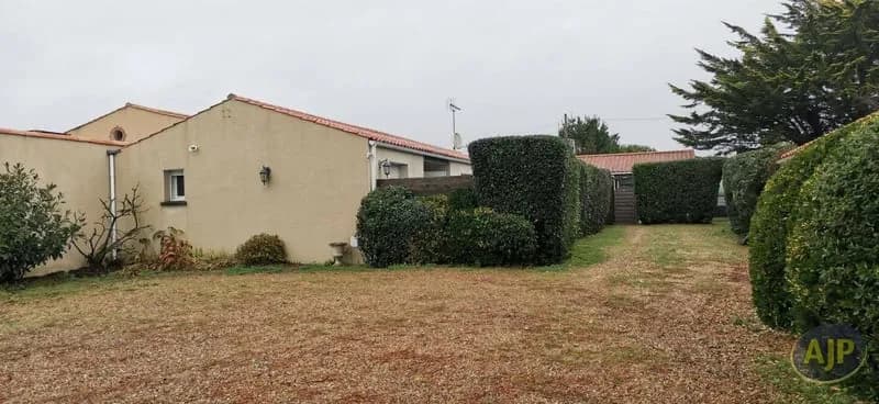 Immeuble 196 m² - Photo 1