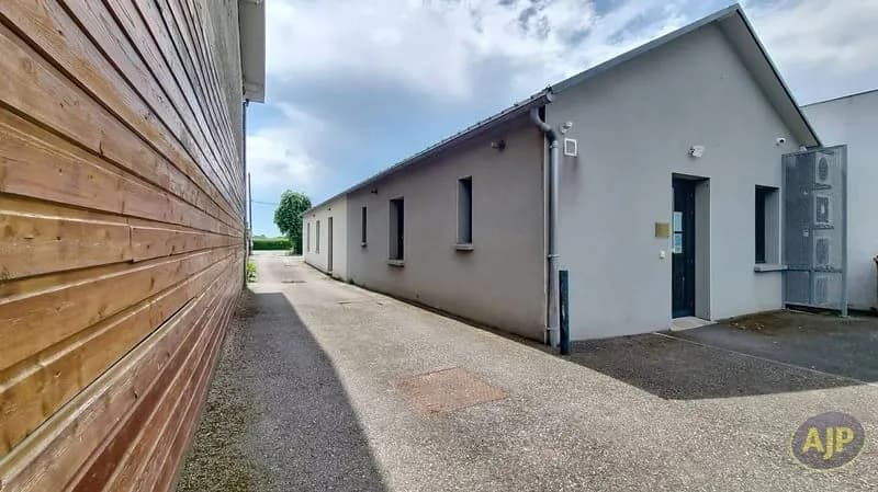 Immeuble 8 pièces 100 m² - Photo 1