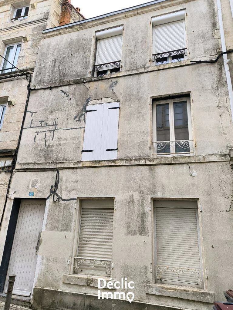 Immeuble 108 m² - Photo 1