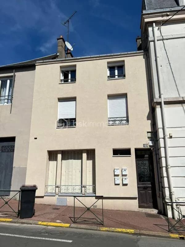 Immeuble 155 m² - Photo 1