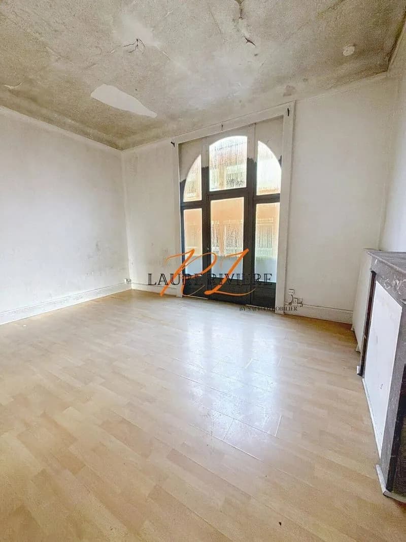 Immeuble 315 m² - Photo 1