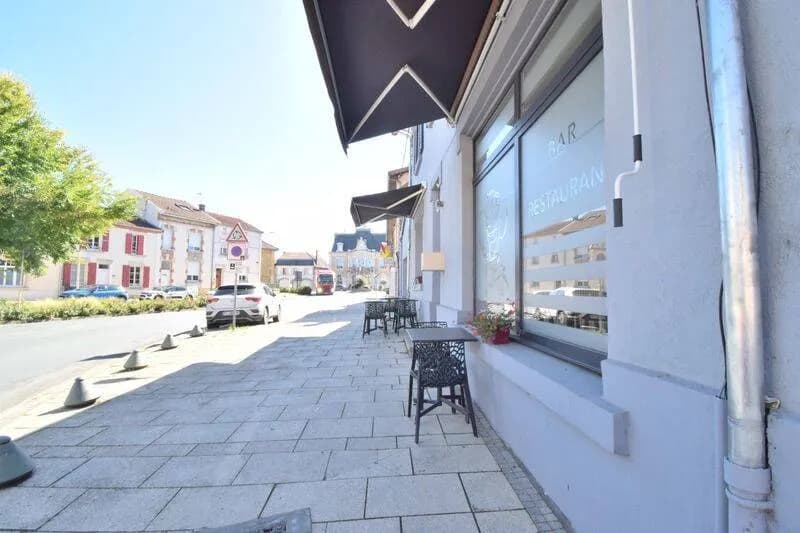 Immeuble 99 m² - Photo 1
