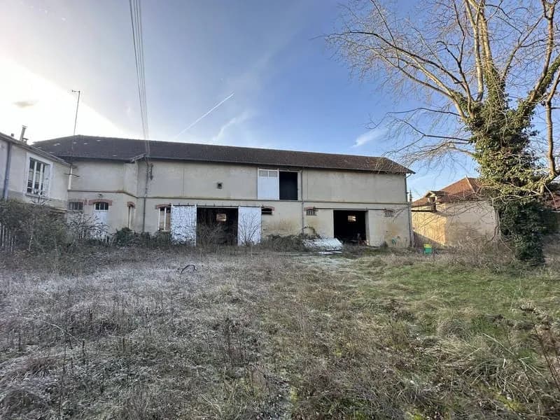 Immeuble 300 m² - Photo 1