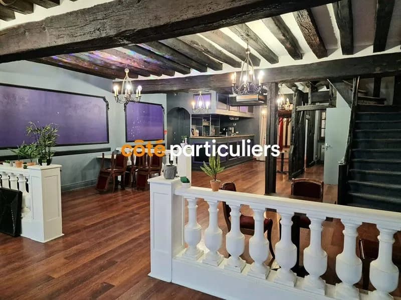 Immeuble 204 m² - Photo 1