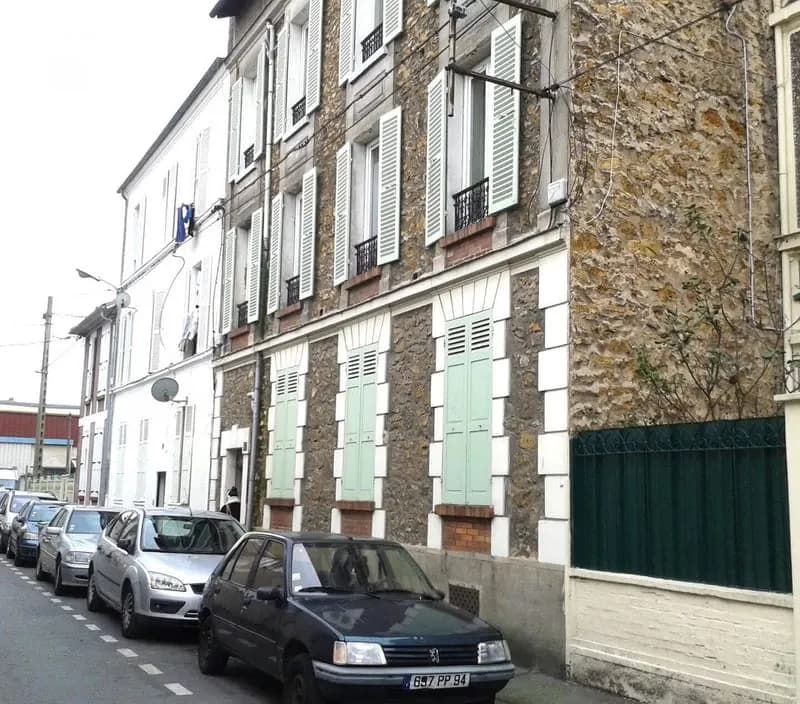 Immeuble 200 m² - Photo 1