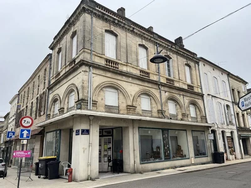 Immeuble 430 m² - Photo 1