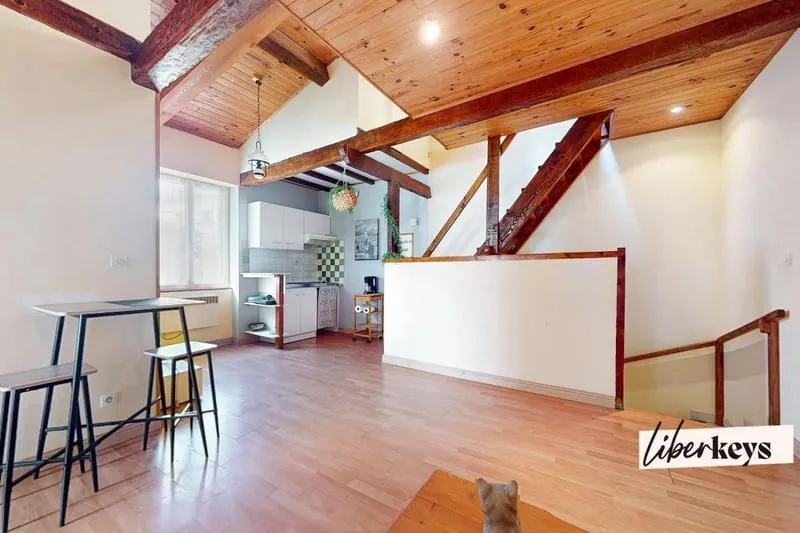 Immeuble 250 m² - Photo 1