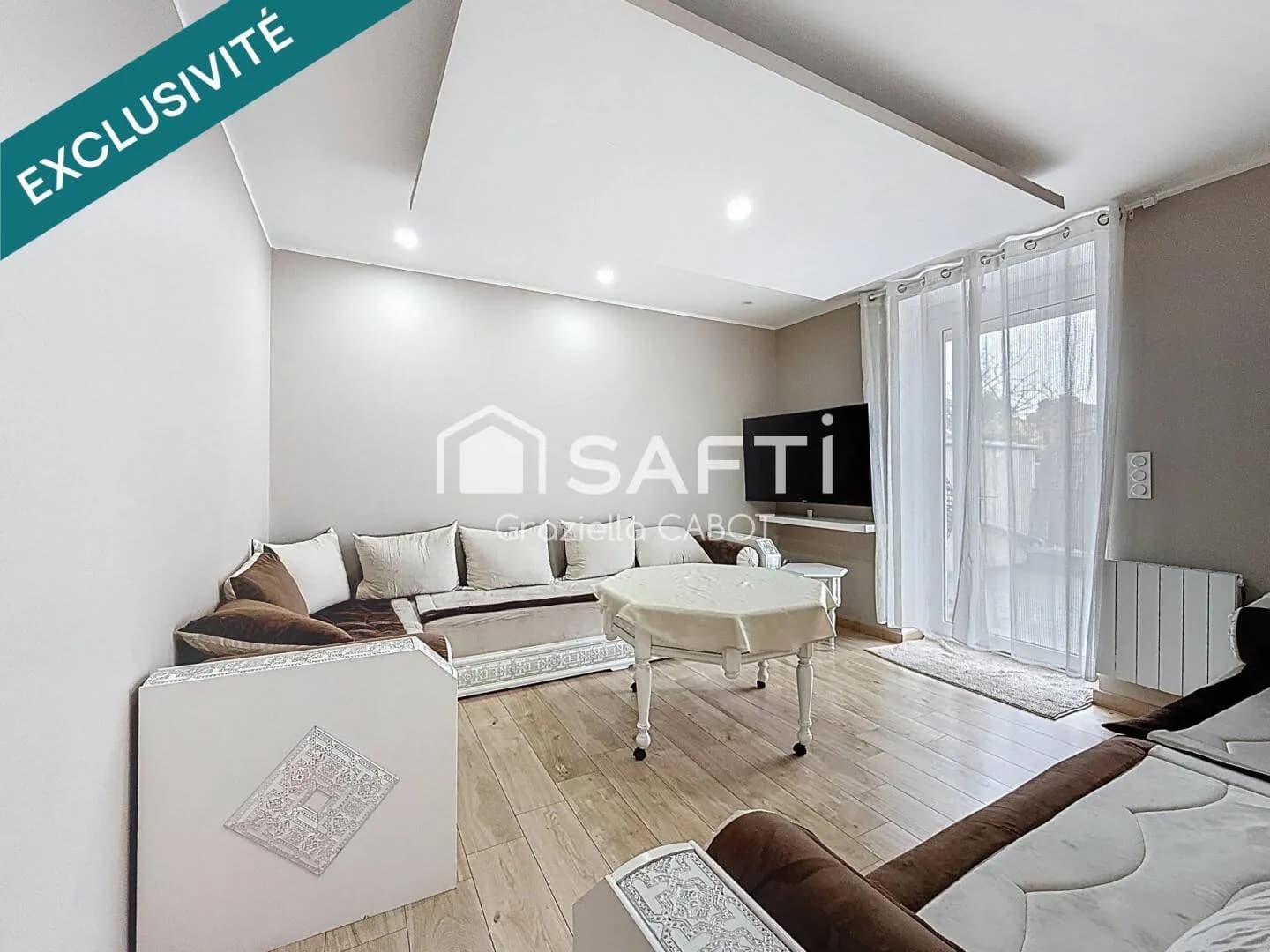 Immeuble 170 m² - Photo 1