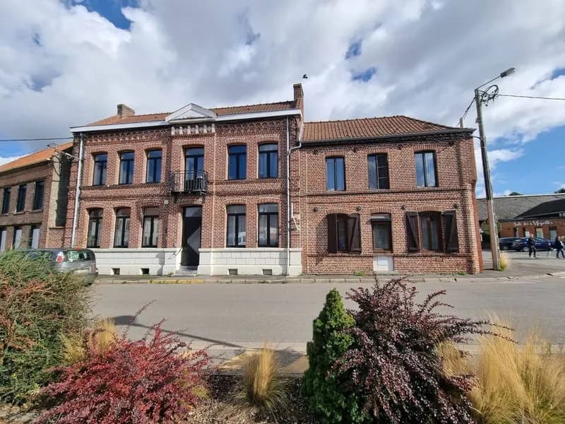 Immeuble de rapport 185 m² - Photo 1