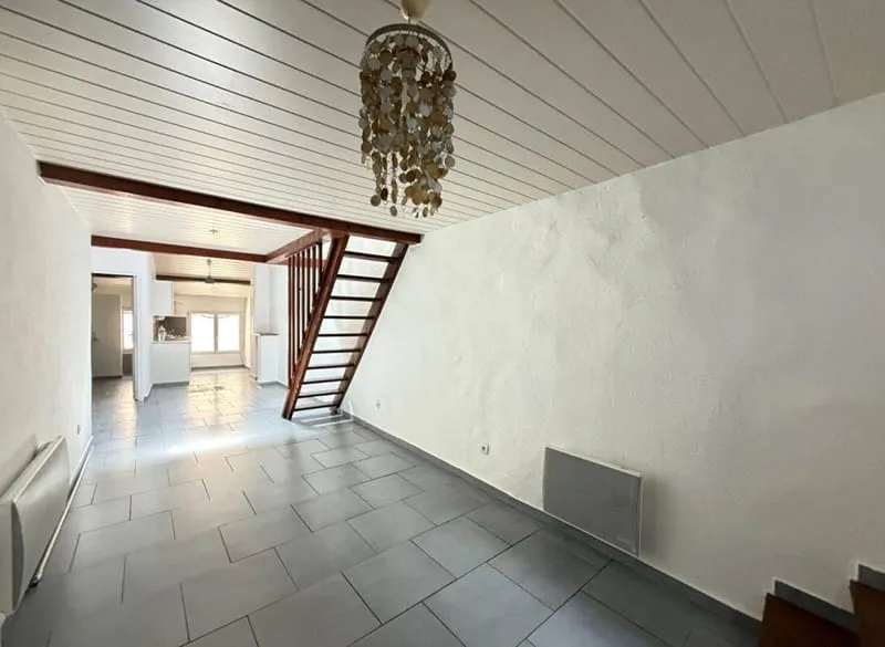 Immeuble 125 m² - Photo 1