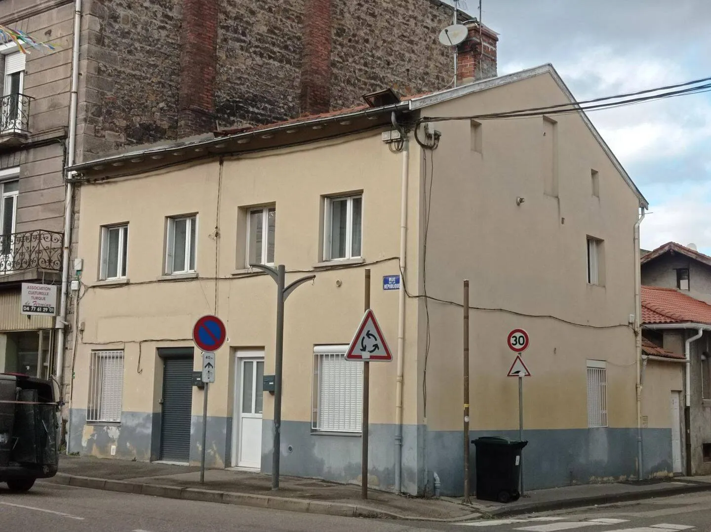 Immeuble de rapport 169 m² - Photo 1