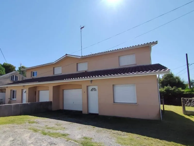 Immeuble 226 m² - Photo 1