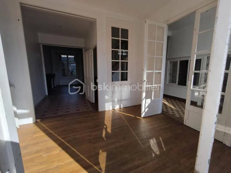 Immeuble 344 m² - Photo 1
