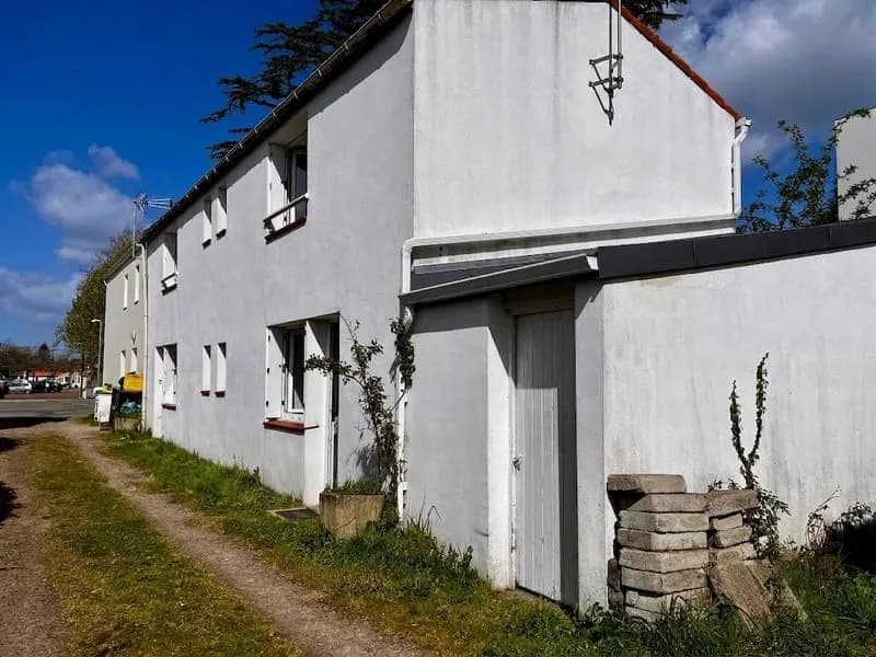 Immeuble 72 m² - Photo 1