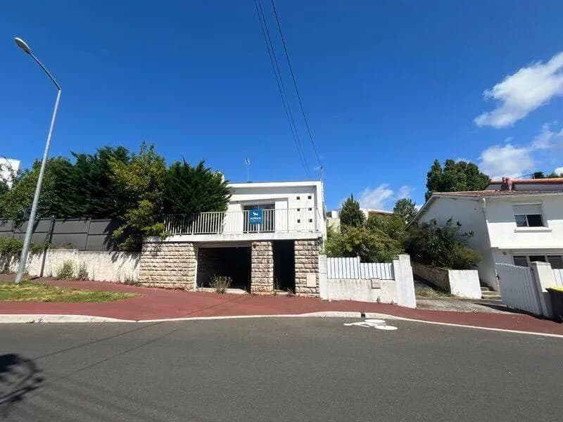 Immeuble 239 m² - Photo 1