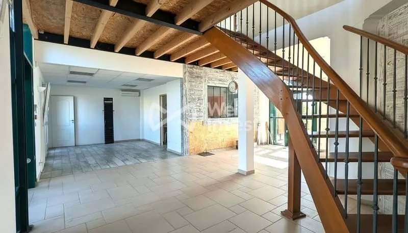 Immeuble 330 m² - Photo 1