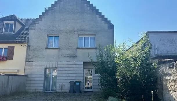 Immeuble - Photo 1