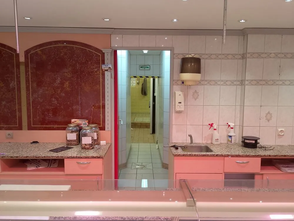 d'un immeuble Mixte pour habitation et commercial - Photo 1
